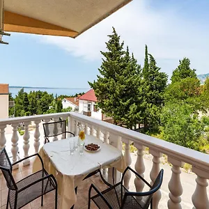 Prkacin 3* Starigrad Paklenica